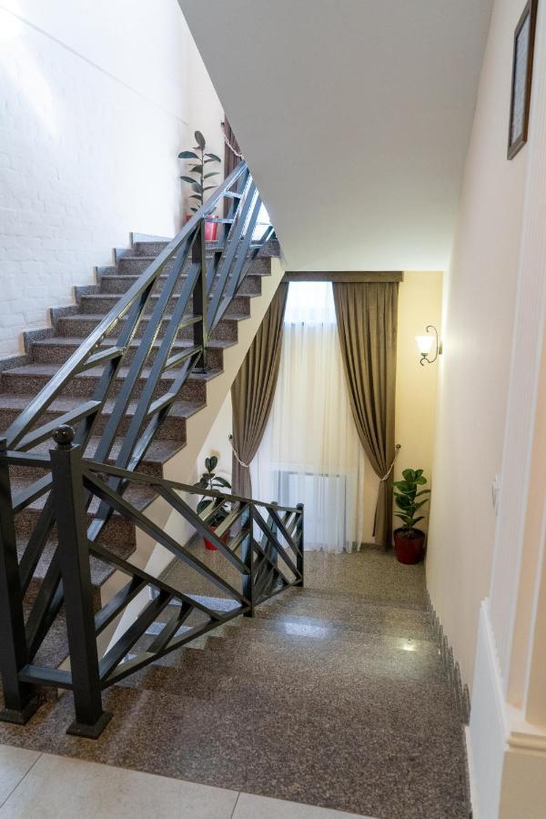 Nest Inn Tashkent Exterior photo