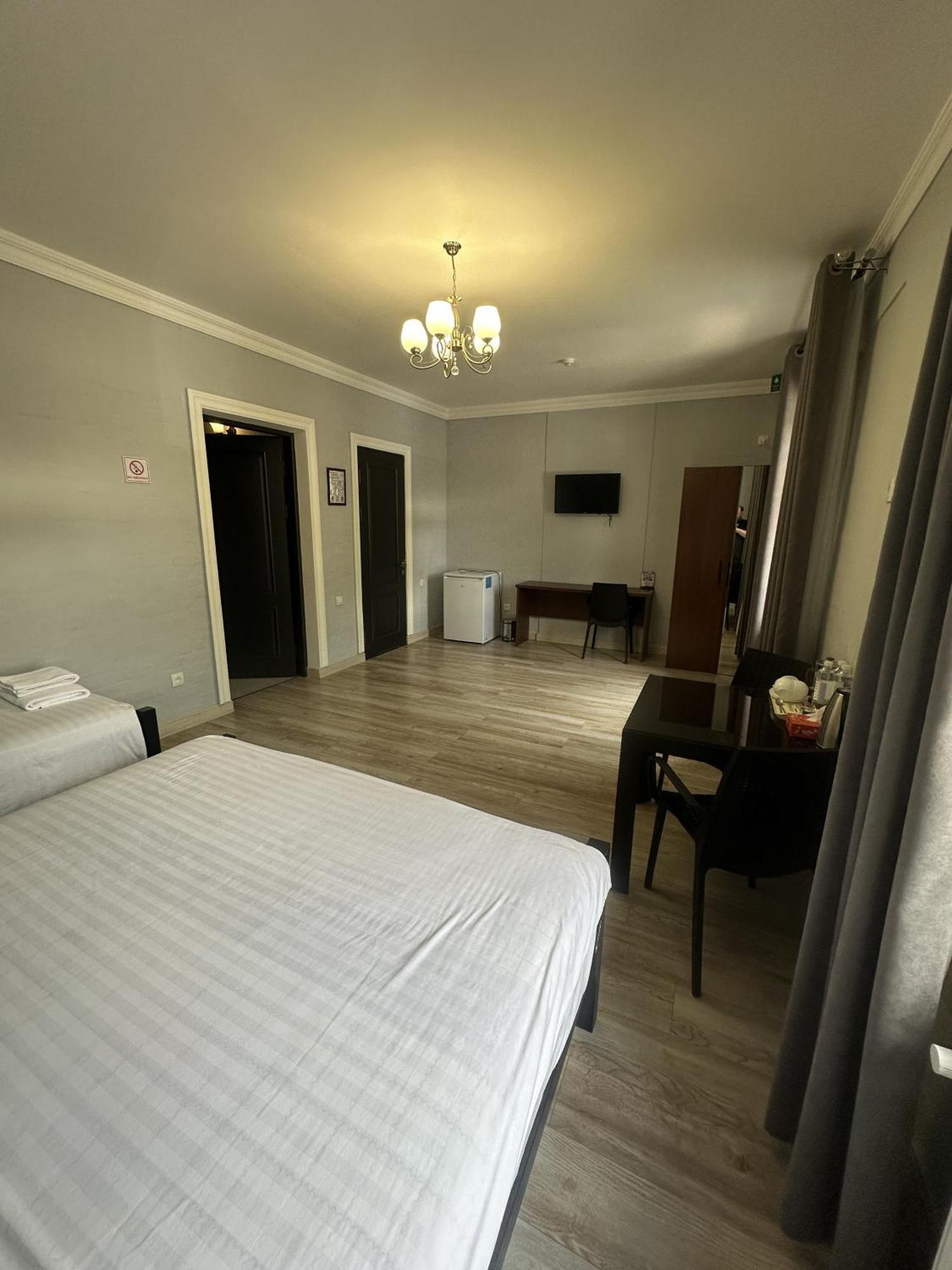 Nest Inn Tashkent Exterior photo